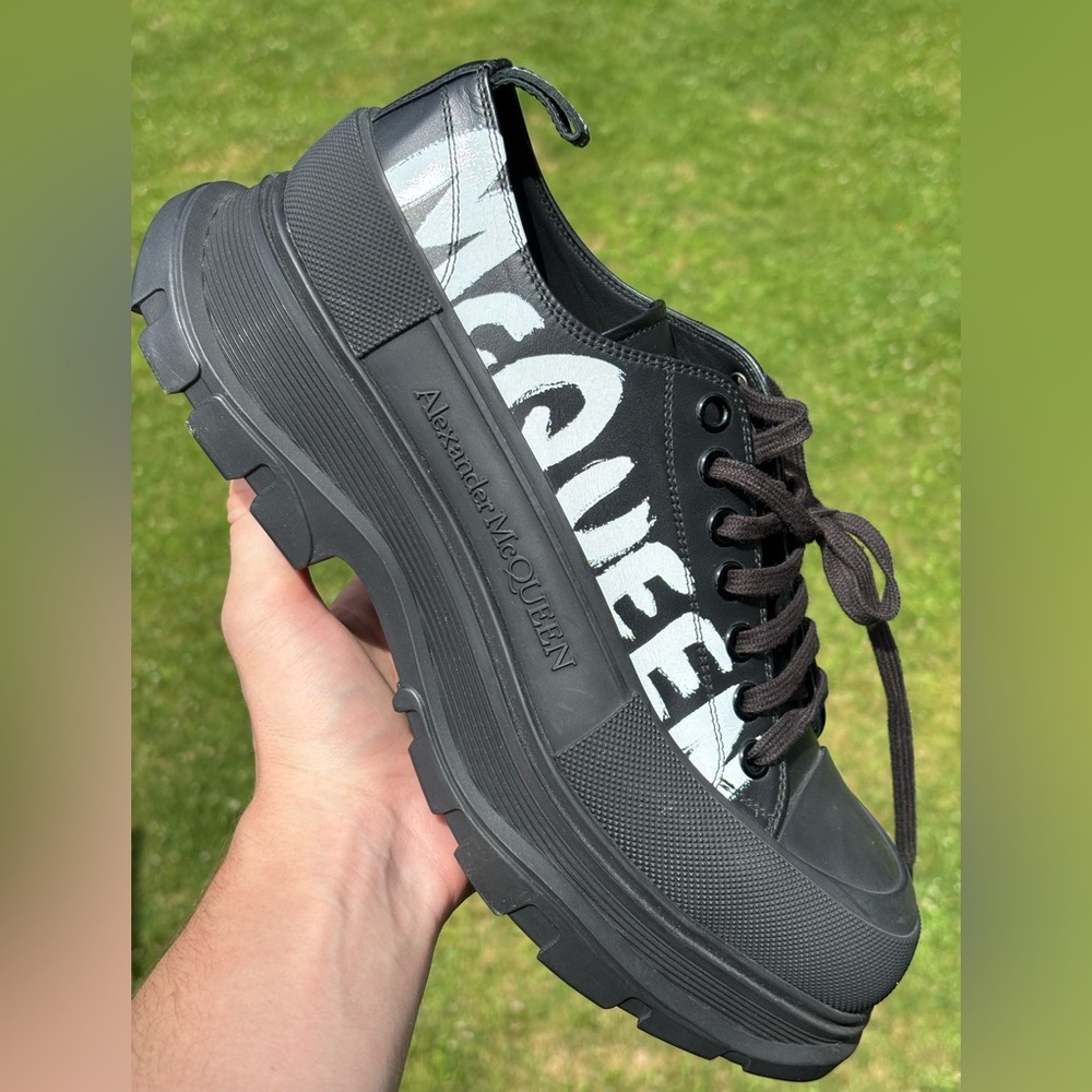 Alexander McQueen Treadslick Low